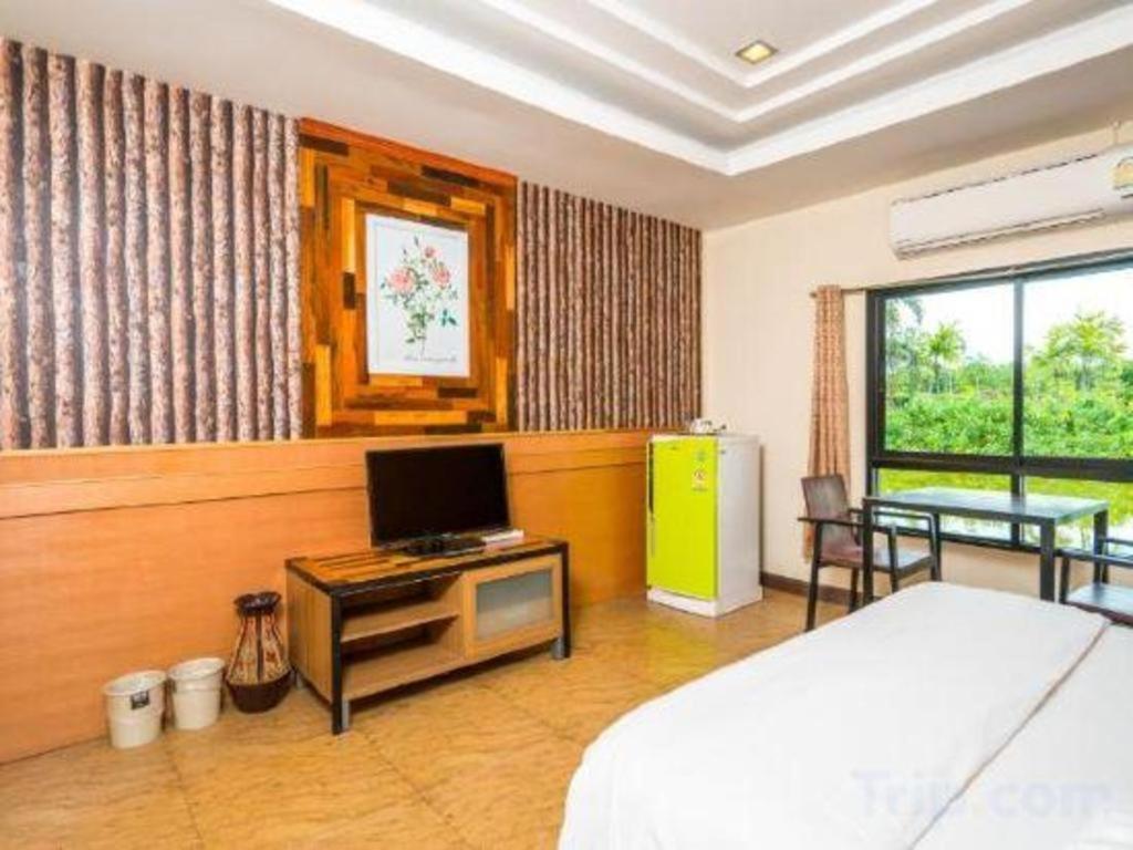 Prew Lom Chom Nam Resort Ban Phan Sadet Nok Exterior photo