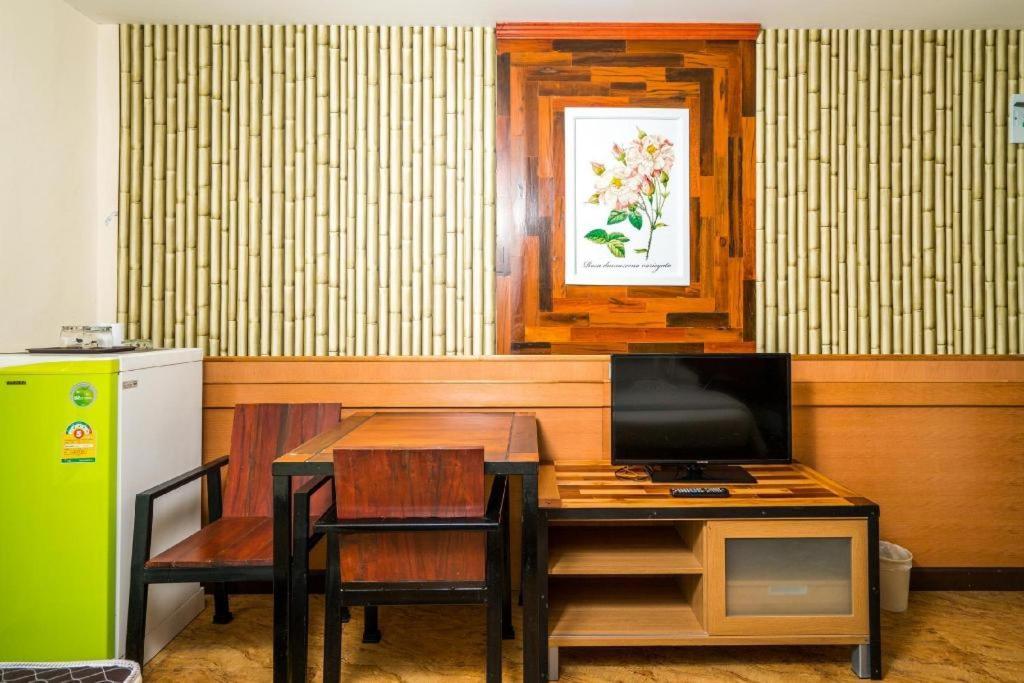 Prew Lom Chom Nam Resort Ban Phan Sadet Nok Exterior photo
